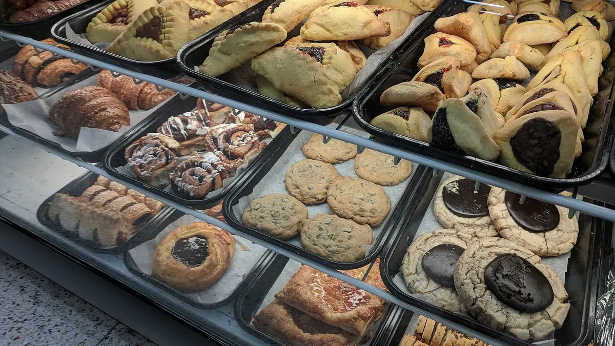 Cooplands – bakery in Scunthorpe town centre